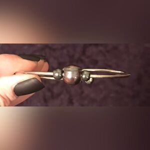 Thiatian Black Pearl Bracelet